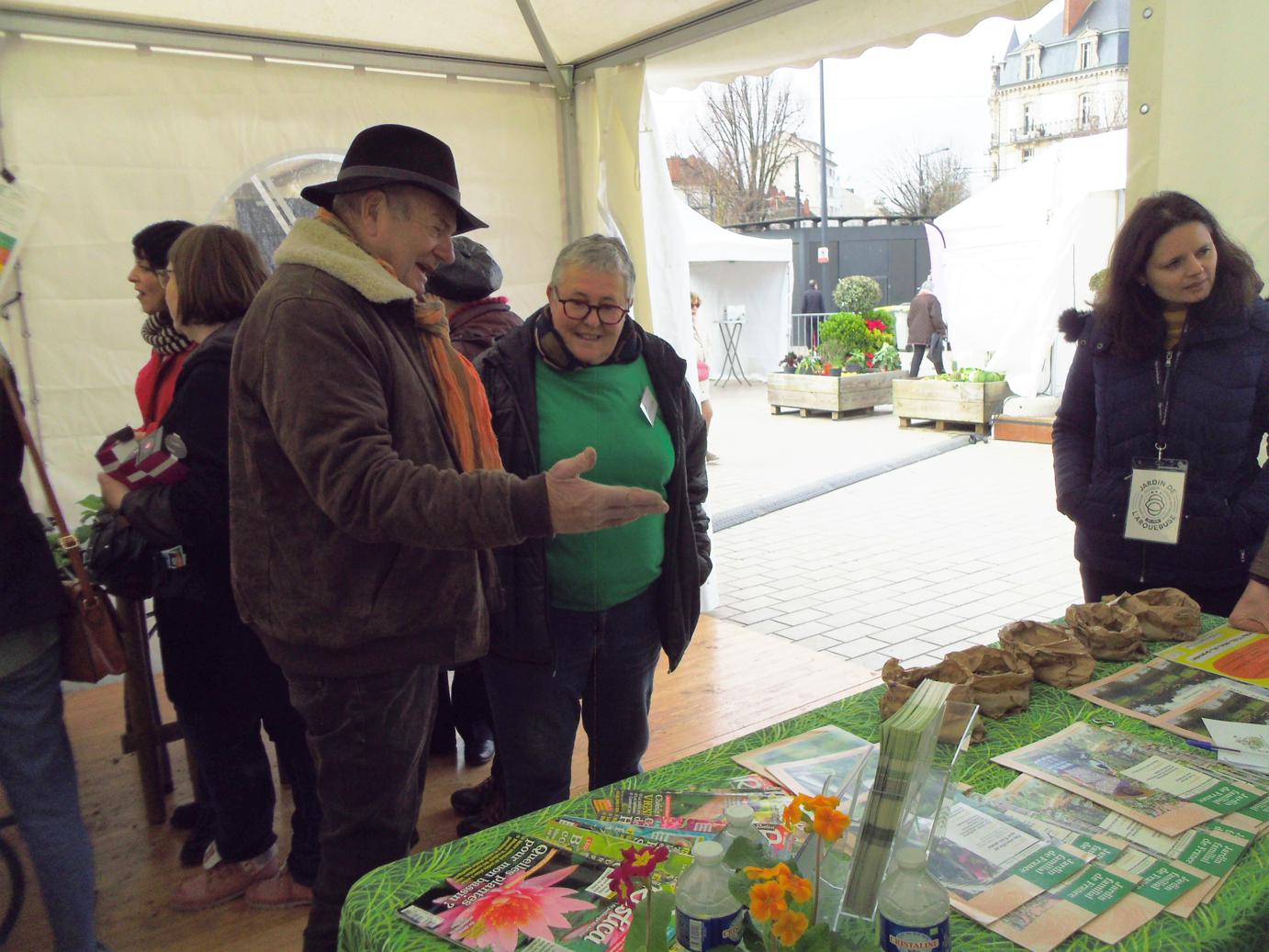 beaucoup de visiteurs